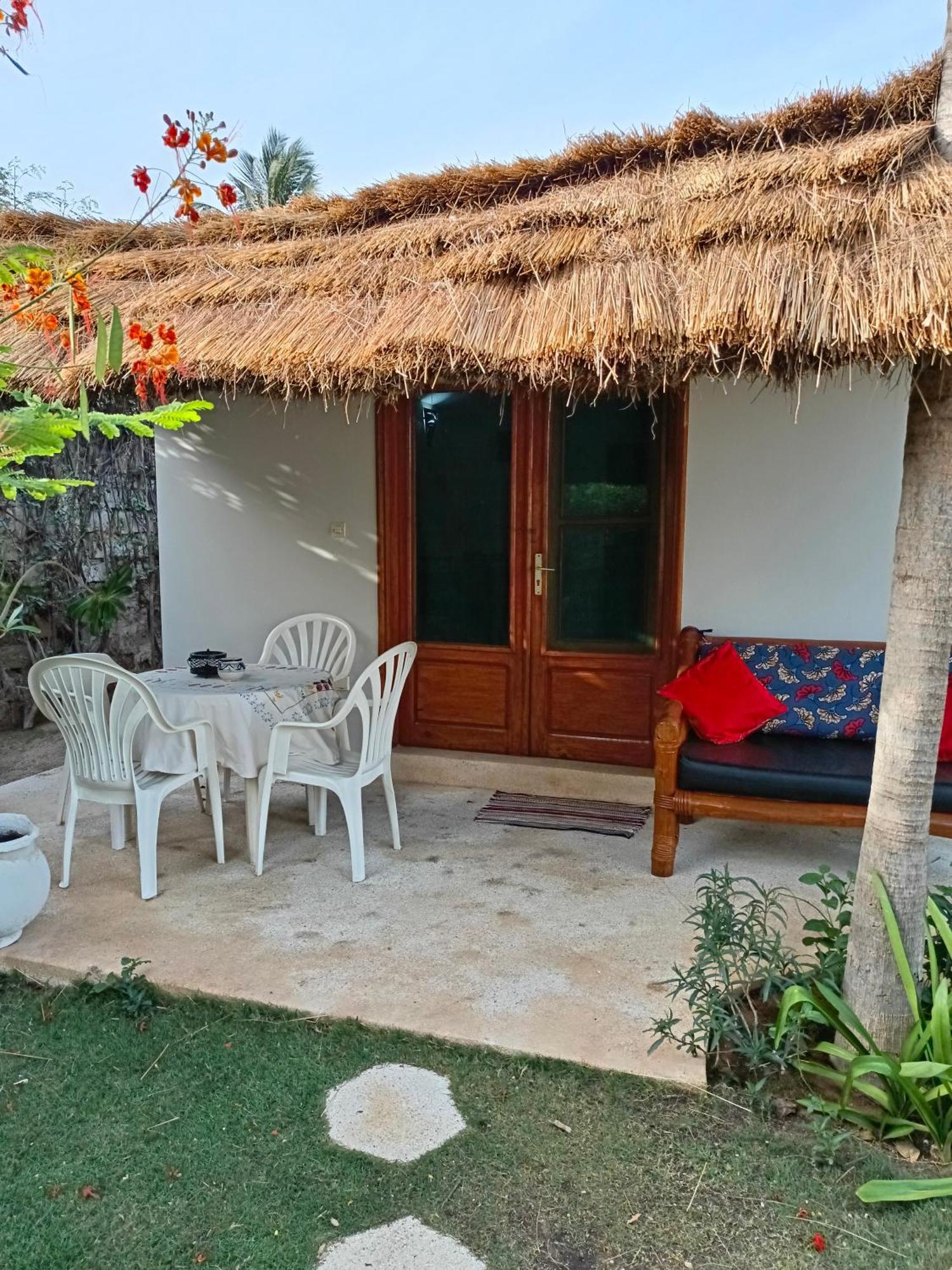Hotel Jardin D'Afrique Saly Exterior foto